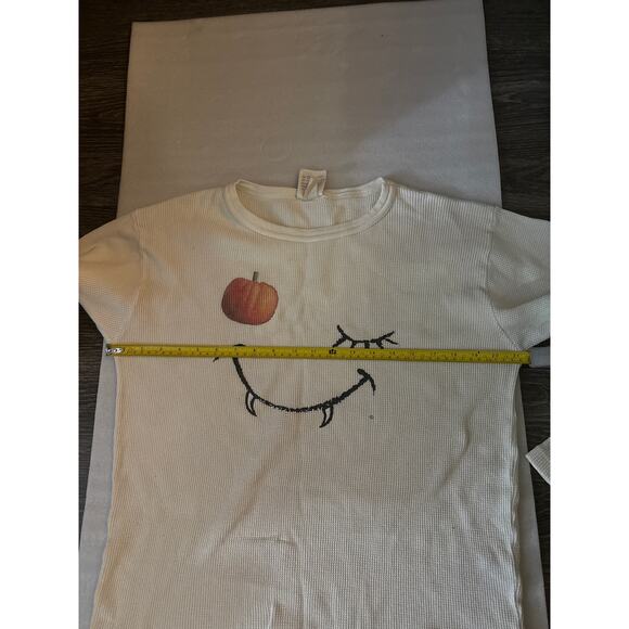 VTG Halloween Maze Cream Crewneck Thermal Sweatshirt L Casual Holiday Vampire - Picture 5 of 9